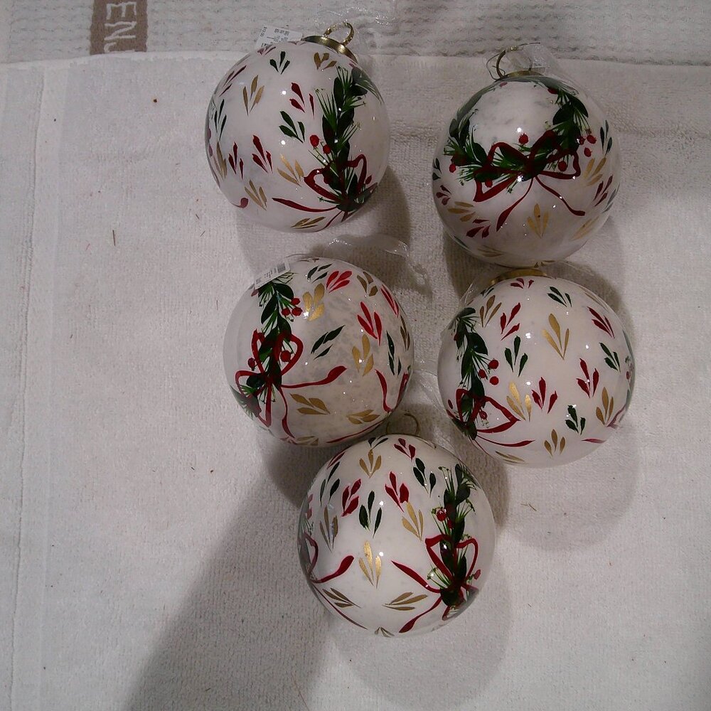 Set of 5 Christmas Ornaments